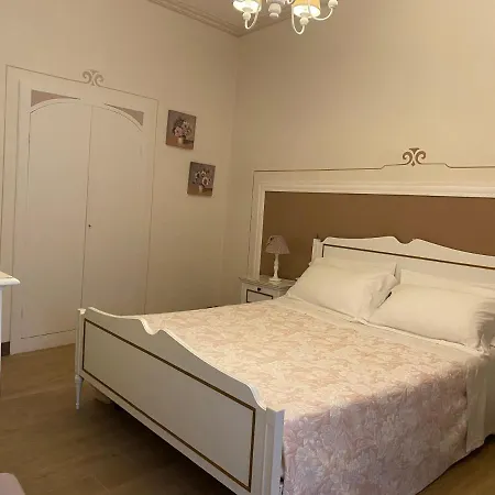 Апартаменты Delizioso Bilocale In Centro Storico Aria Condizionata Pass Auto1p Сироло