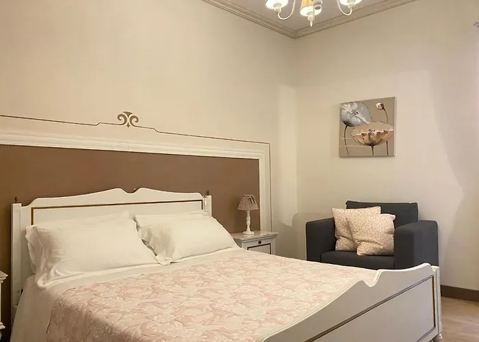 Delizioso Bilocale In Centro Storico Aria Condizionata Pass Auto1p Διαμέρισμα *