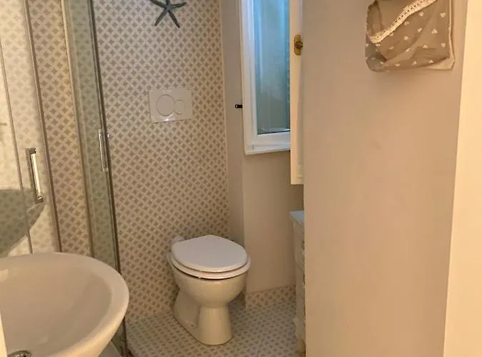 Delizioso Bilocale In Centro Storico Aria Condizionata Pass Auto1p Sirolo